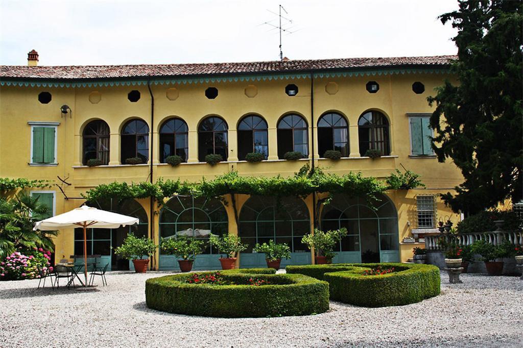 Villa Avesani Пастренго Екстериор снимка